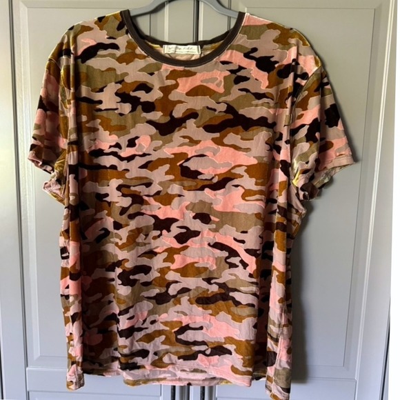 FP We the Free Teddy‎ Camo Velvet Burnout T-Shirt, Desert Combo, M - Picture 2 of 11